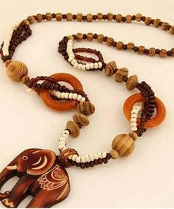 Long's Top Fashion Store Bead Wood Elephant Pendant Necklace