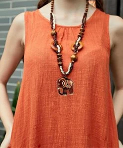 Long's Top Fashion Store Bead Wood Elephant Pendant Necklace