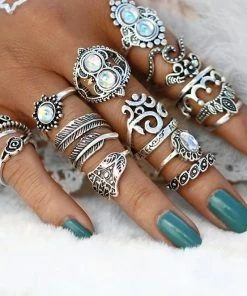 17KM Official Store White Opal Goddess Ring Set With Midi Ring