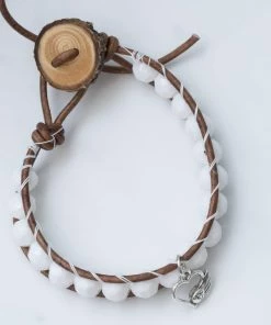 Kirr Bijoux Jewelry White Single Wrap Leather Bracelet