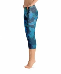 Find Your Coast Supply Co. Pants Women's Find Your Coast O.U.R. Outdoors Camo All Day Comfort Capri Leggings